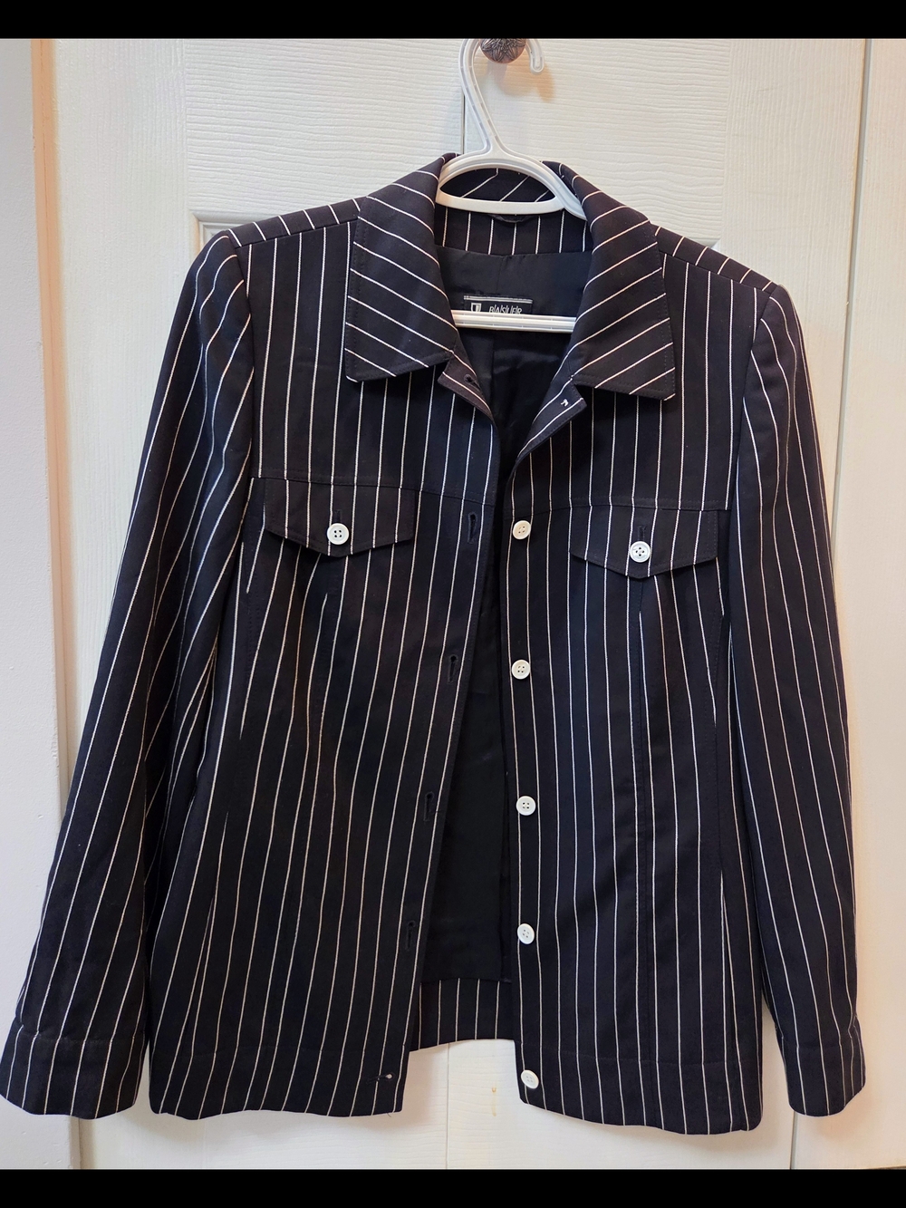 Basler Black Pinstripe Virgin Wool Jacket | Size 36 (US 4–6) | Tailored Blazer